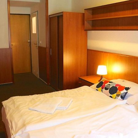 Hotel Maredis Rero Korenov Ngoại thất bức ảnh